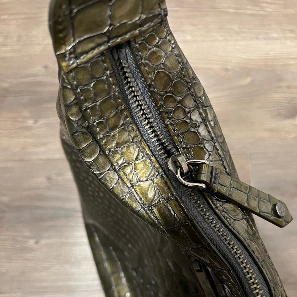 Cole Haan Green Patent Leather Crocodile Print Shoulderbag - Picture 11 of 11
